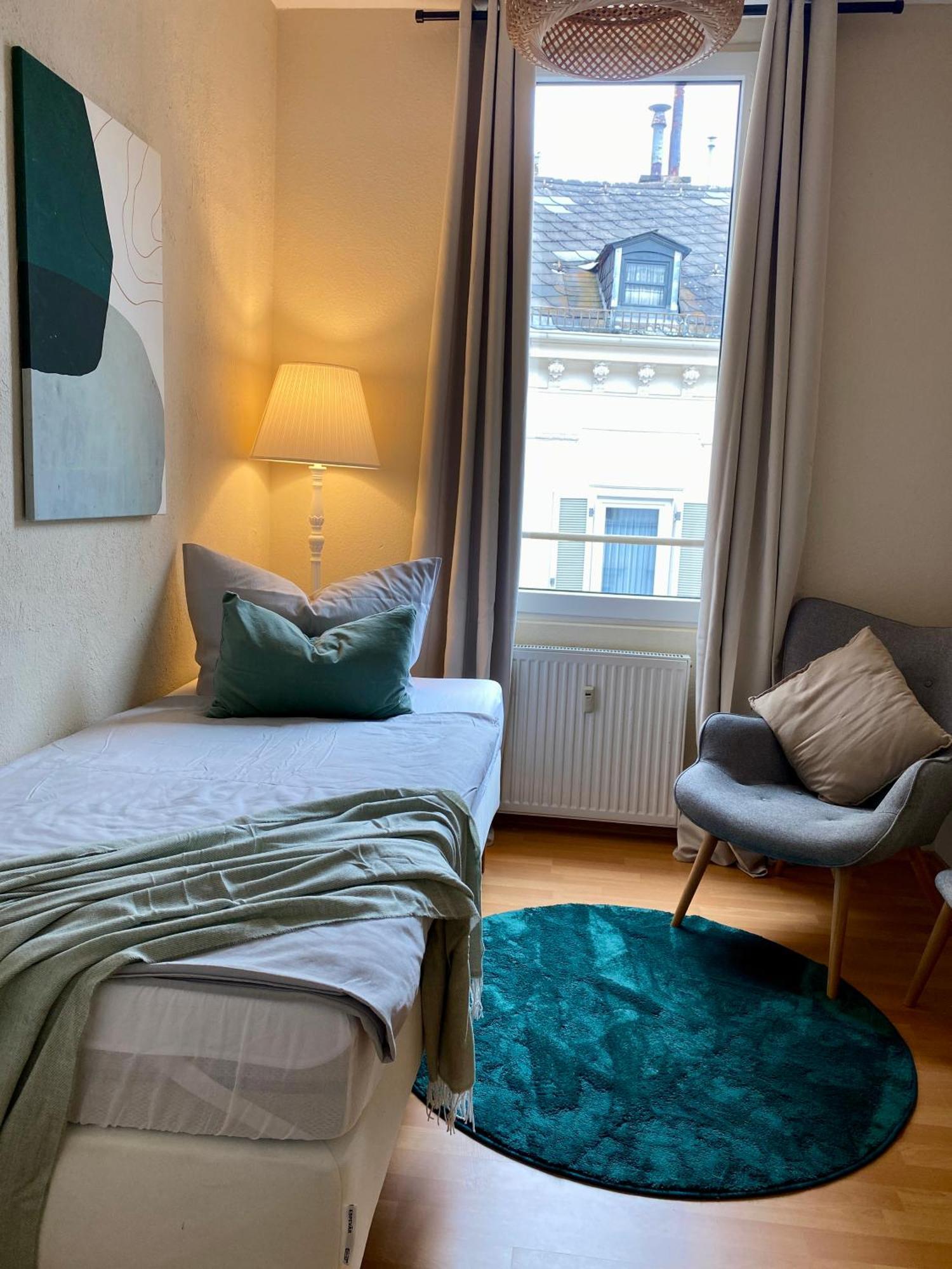 Ba Em City Apartment Wiesbaden Ngoại thất bức ảnh